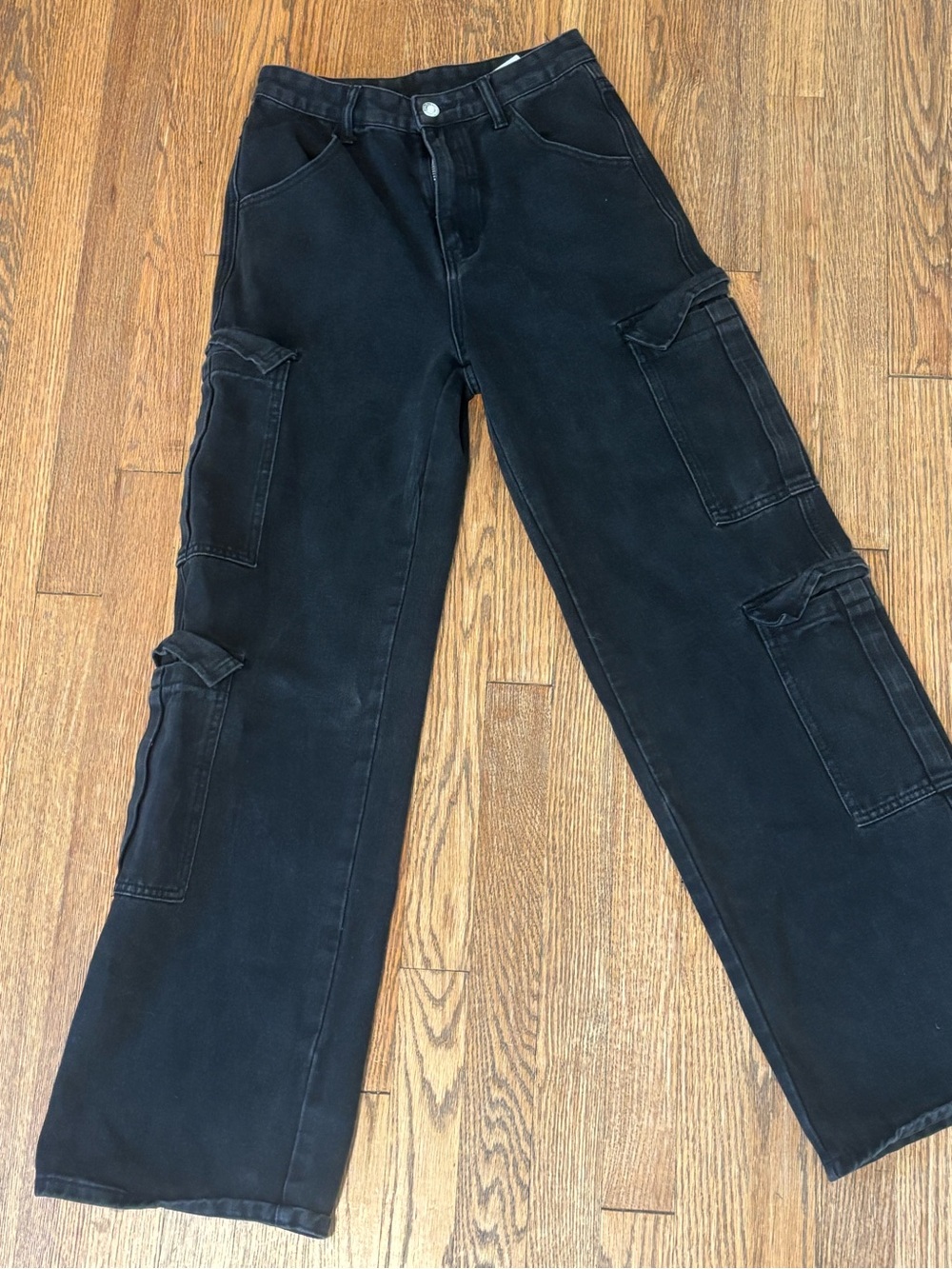 SHEIN Black Relaxed Cargo Jeans